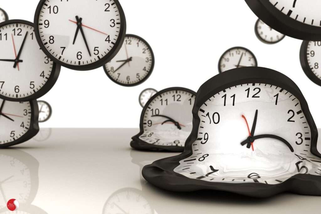 Relógios derretendo simbolizando a distorção do tempo provocada pela ansiedade.